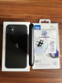iPhone 11 - 128GB černý + ochranná skla - 6