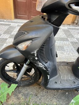 Suzuki Sixsteen 125 - 6