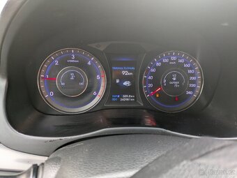 Hyundai i40 Kombi 1.7 CRDi po velkém servisu - 6
