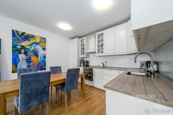 Prodej bytu 4+kk/sklep/garážové stání/balkon, 104m2, ul. Nep - 6