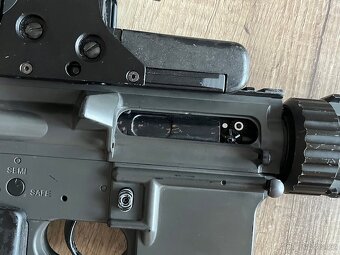 M4 Airsoft Elektrická - 6