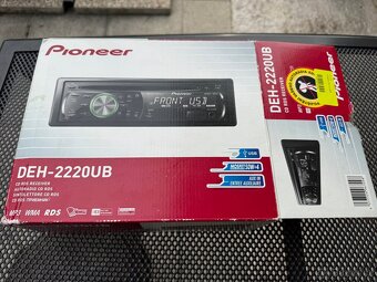 Autorádio Pioneer s kazetou - 6