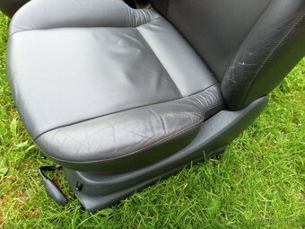 Ford Focus mk1 kožené sedačky přední + zadní - 6