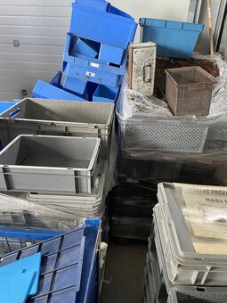 Různé plastové bedny/ krabičky - 6