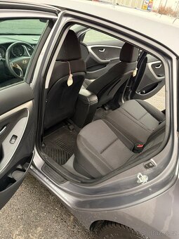 Hyundai i30, 1.4 benzín  2013 - 6