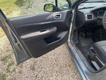 Peugeot 307 1,6 HDi - 6