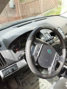 FREELANDER 2,2 TD4 - 6