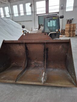 BOBCAT 3071 - 6