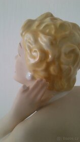 soška Marilyn Monroe , Baletka DUX - 6