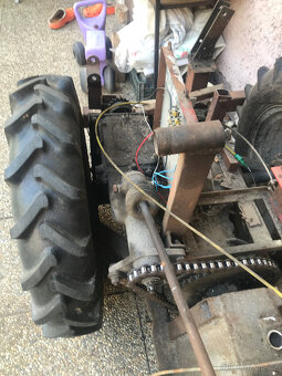 prodám domácí malotraktor bez motoru - 6