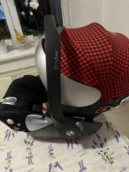 Autosedačka cybex + Isofix - 6