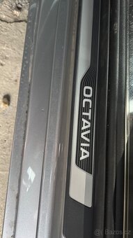 Orig. Škoda Octavia svítící prahové lišty - 6