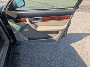 Audi A6 Avant (combi) 2.7TDI 132Kw r.v.2005, najeto 300tis, - 6