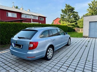 Superb 4x4 L&K 2.0 Tdi 125Kw, 2013 Pěkný stav - 6