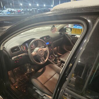 Volkswagen Golf 6 - 6