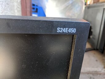 Samsung s24e 450 lcd 25" - 6
