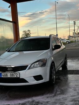 kia ceed 2011 1.6 crdi - 6