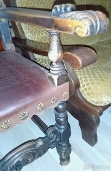 Starožitné mohutné vyřezávané kožené křeslo - 6