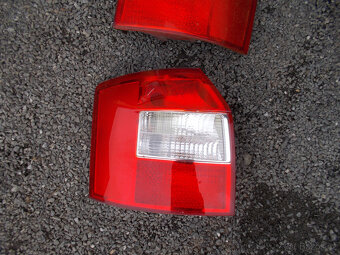 Dveře, nárazník, světla Audi A4 B6 Avant - 6