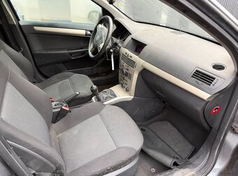 Opel Astra 2007 – na náhradní díly - 6