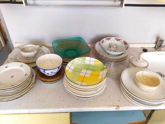 MIX skleniček, hrníčků, talířků a misek - 6