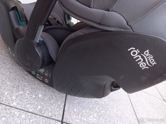 Vajíčko Römer Baby-Safe 5Z Midnight grey - 6