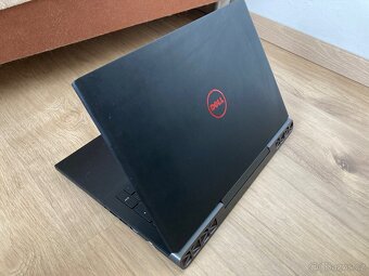 Dell inspiron 15 7000 - 6