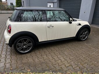 Mini Cooper D R56 - 6