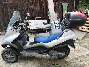 Piaggio mp3 250 stačí řidičský B - 6