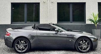 Aston Martin Vantage V8 Roadster z roku 2008 - 6