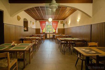 Pronájem domu s restaurací a bytem 3+1 v centru Plzně. - 6