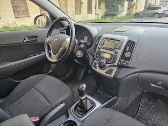 Hyundai I30 1,6 Crdi, 85 kW, rok 2011 - 6