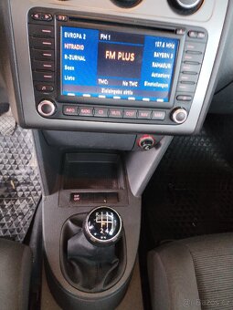 Vw touran 1.9 tdi 66kw - 6