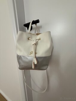 Kabelka GUESS - 6