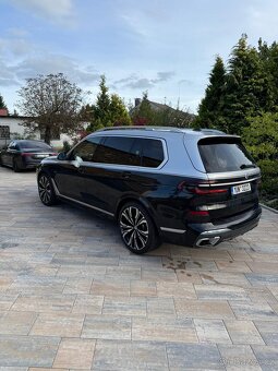 BMW X7 xDrive 40d M packet   Nový motor - 6