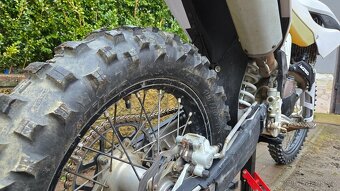 Husqvarna FE 450 - 6