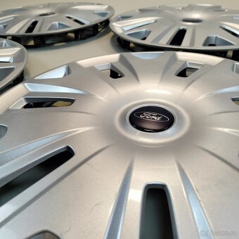 Poklice Ford 17" 4ks - 6