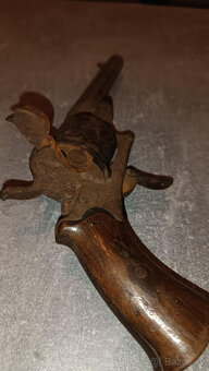 Prodám Historický Revolver LEFAUCHEUX - 6