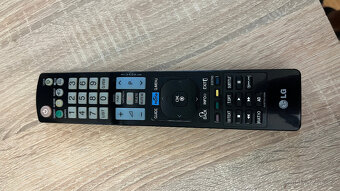 3D LED TV LG 42LW4500 - 6