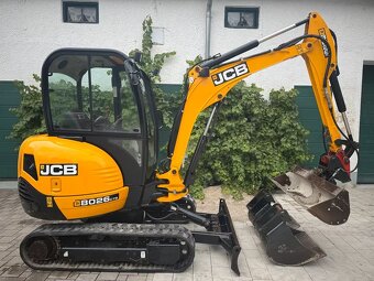 🟨 JCB 8026 CTS - 6