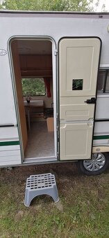 Karavan obytný přívěs Chateau 445 C - 6