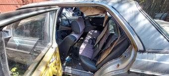 Mercedes w123 200 D - 6