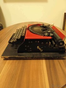 Psací stroj Monarch Pioneer Typewriter - 6