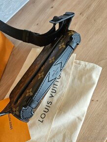 Louis Vuitton S lock Sling bag - 6