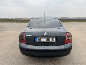 Volkswagen Passat 1.9 TDI 96Kw - 6