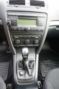 Škoda Octavia 2, Combi Elegance 1,9 TDI 77kW - 6