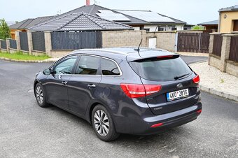 KIA ceed SW JD 1,6 GDI TOP - 6