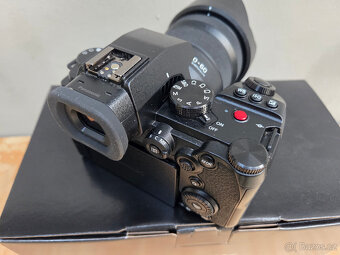 Fullframe Panasonic Lumix DC-S5 II + 20-60mm f/3.5-5.6 - 6