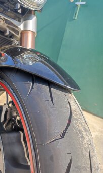 SUZUKI GSR 600 - 6