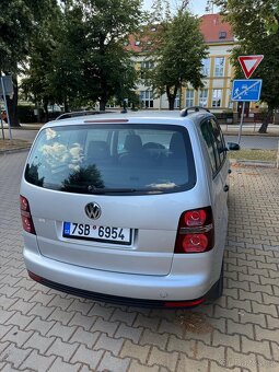 Volkswagen Touran 1.9TDi 77kW 2009 facelift - 6